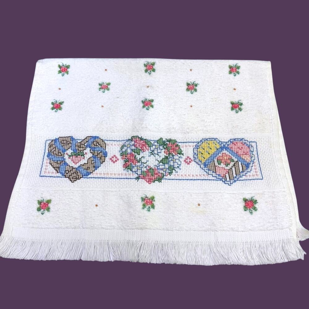 Vintage Cross Stitch Hearts Floral Hand Towel Fringe White 18x10.5 Cottage